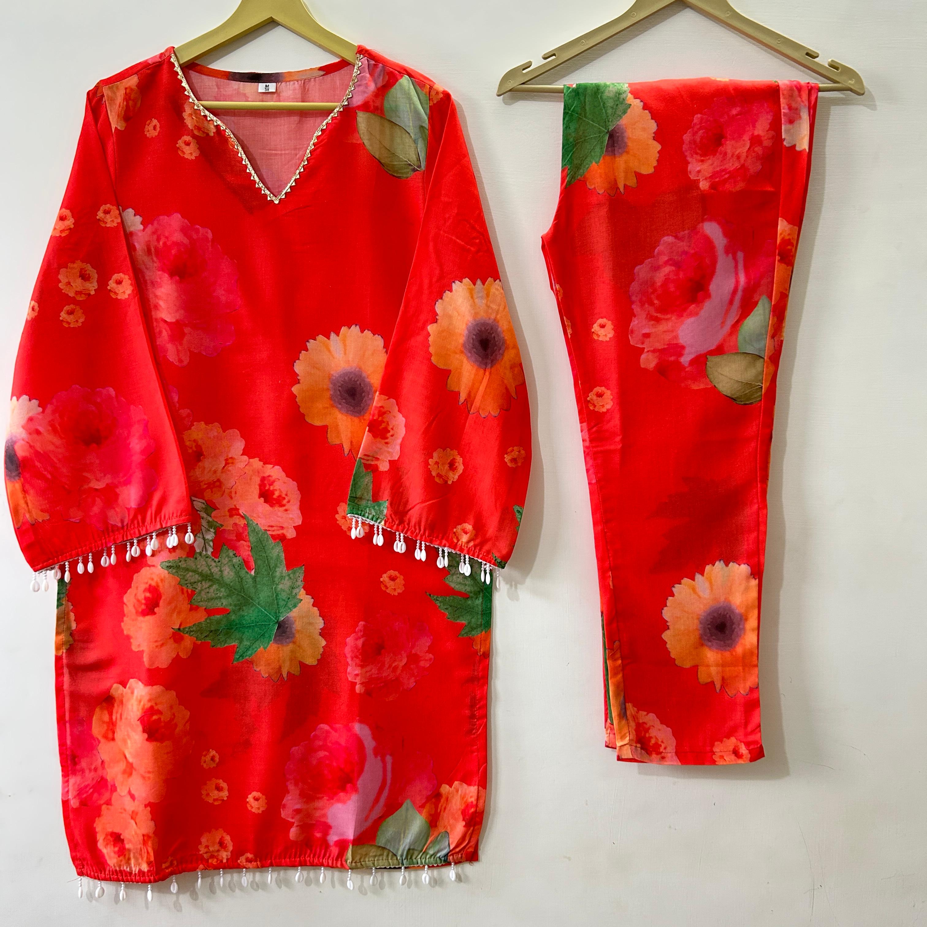 New Beautiful lace detailing kurta pant set