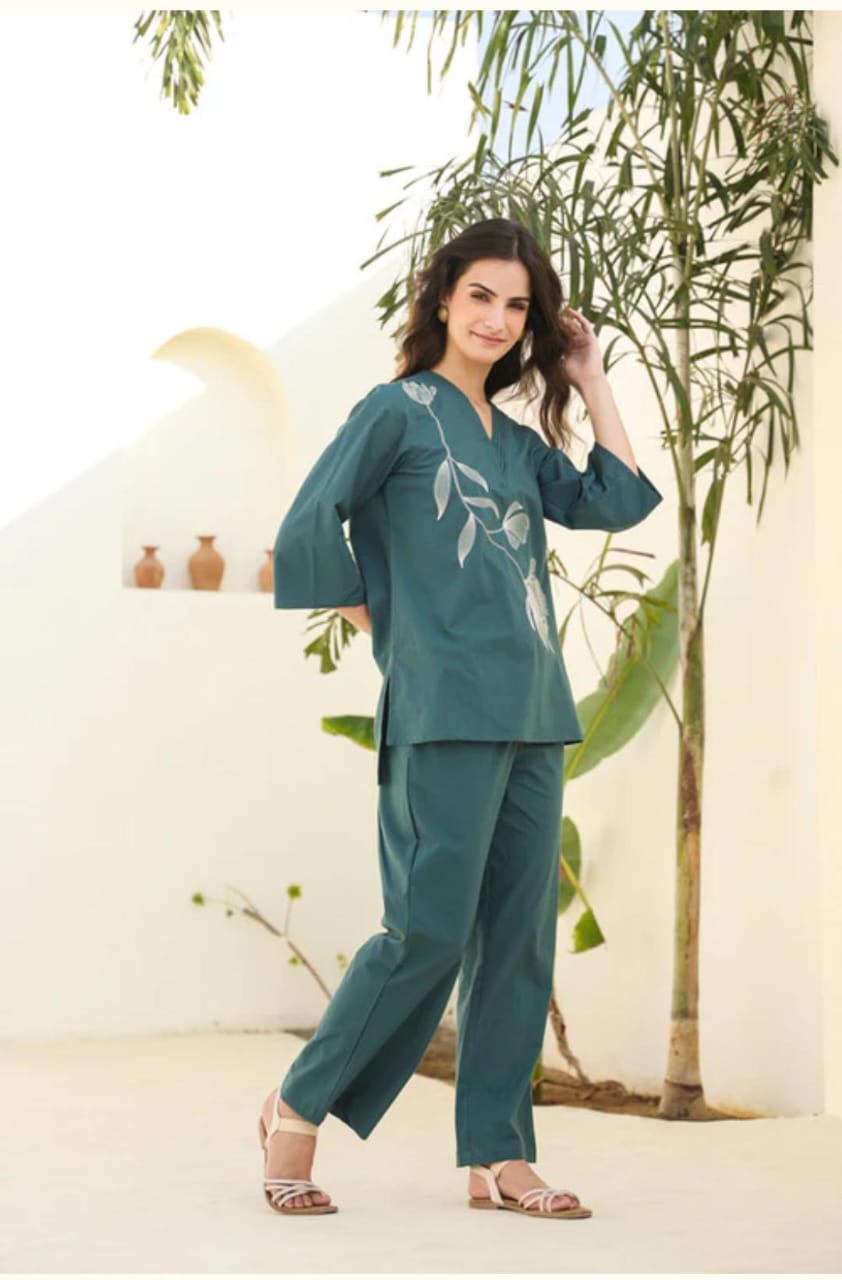 New Spring flower look Pintex kurta and Pant Set