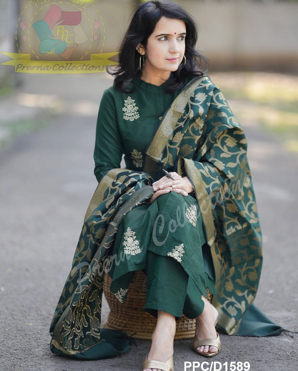 Superhit design for festival season For Womens Kurta Pant And Dupatta Set