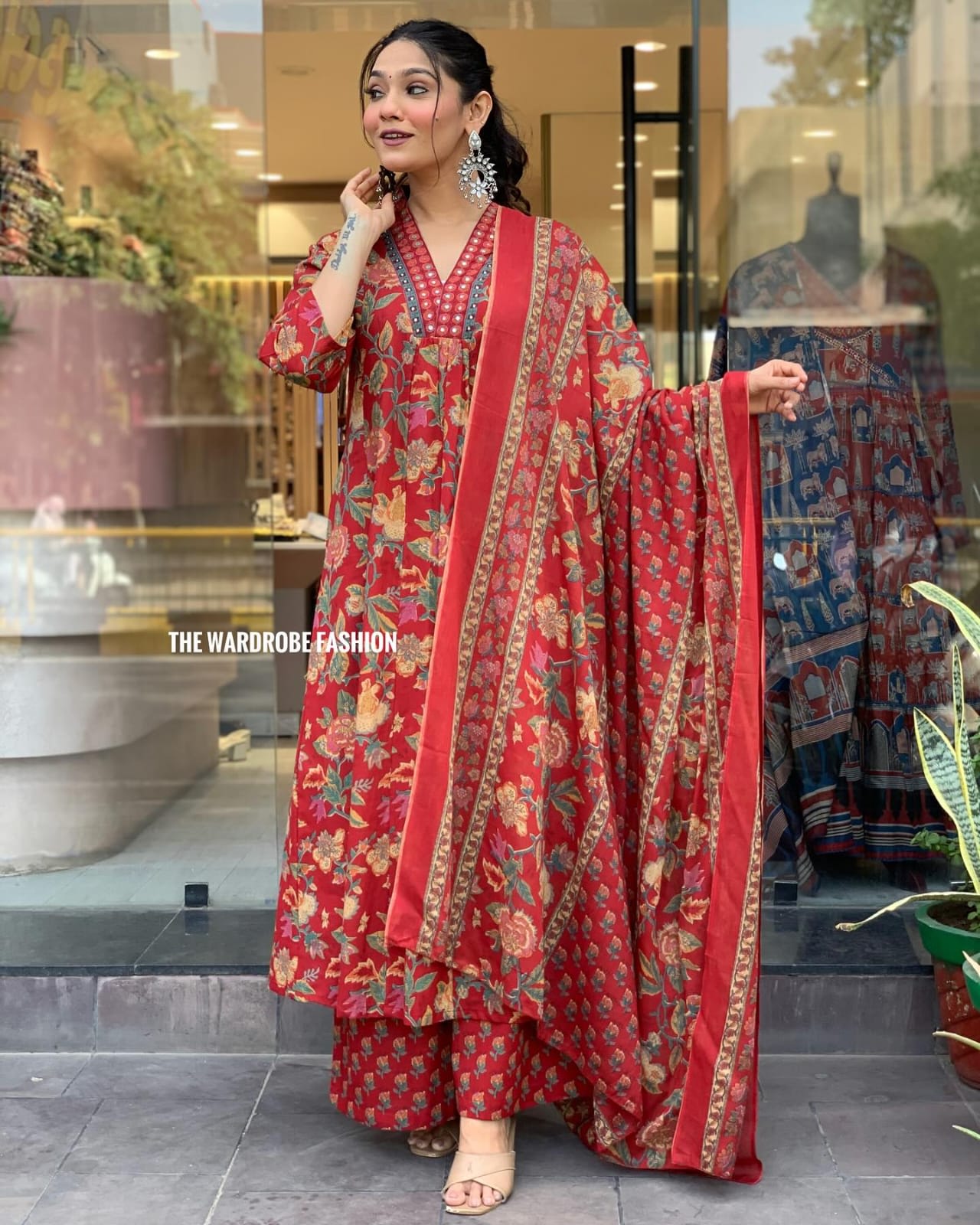 Women's Red Floral Anarkali Kurta Pant And Dupatta Set