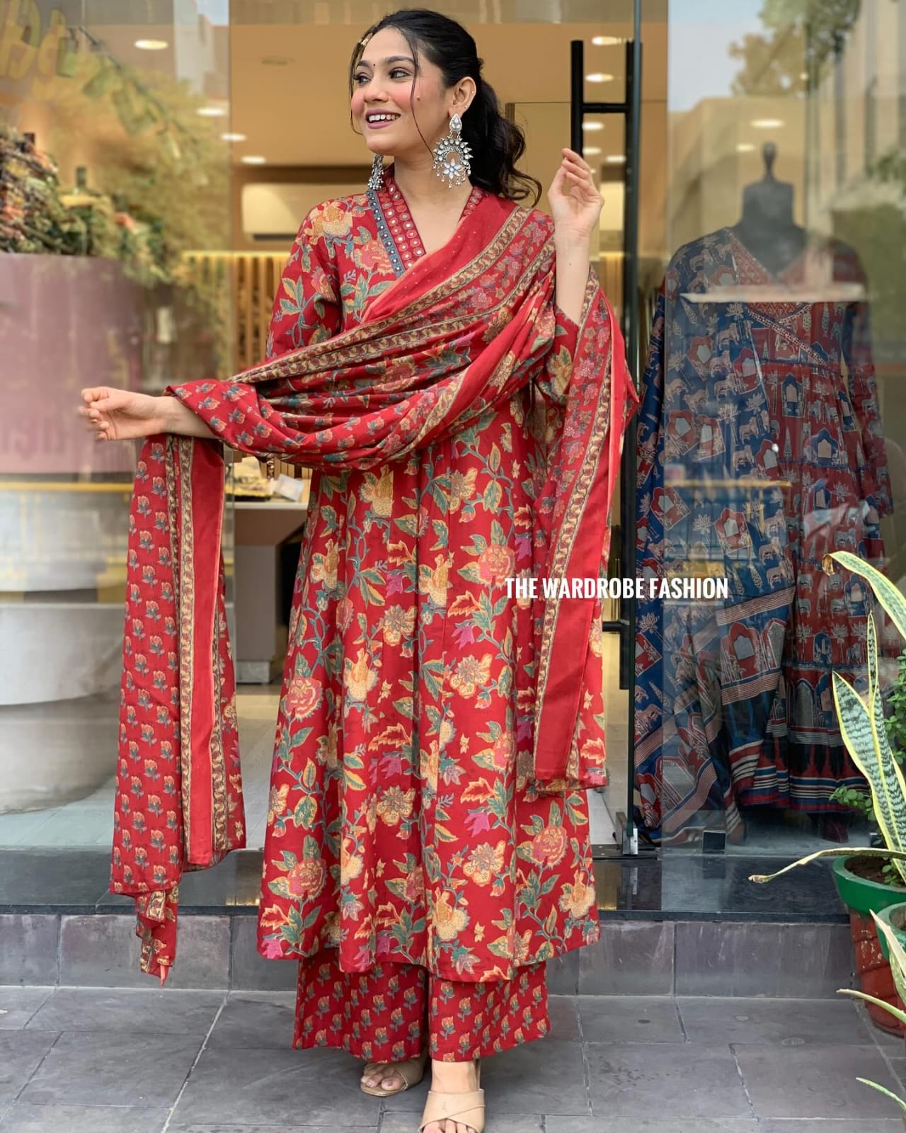 Women's Red Floral Anarkali Kurta Pant And Dupatta Set