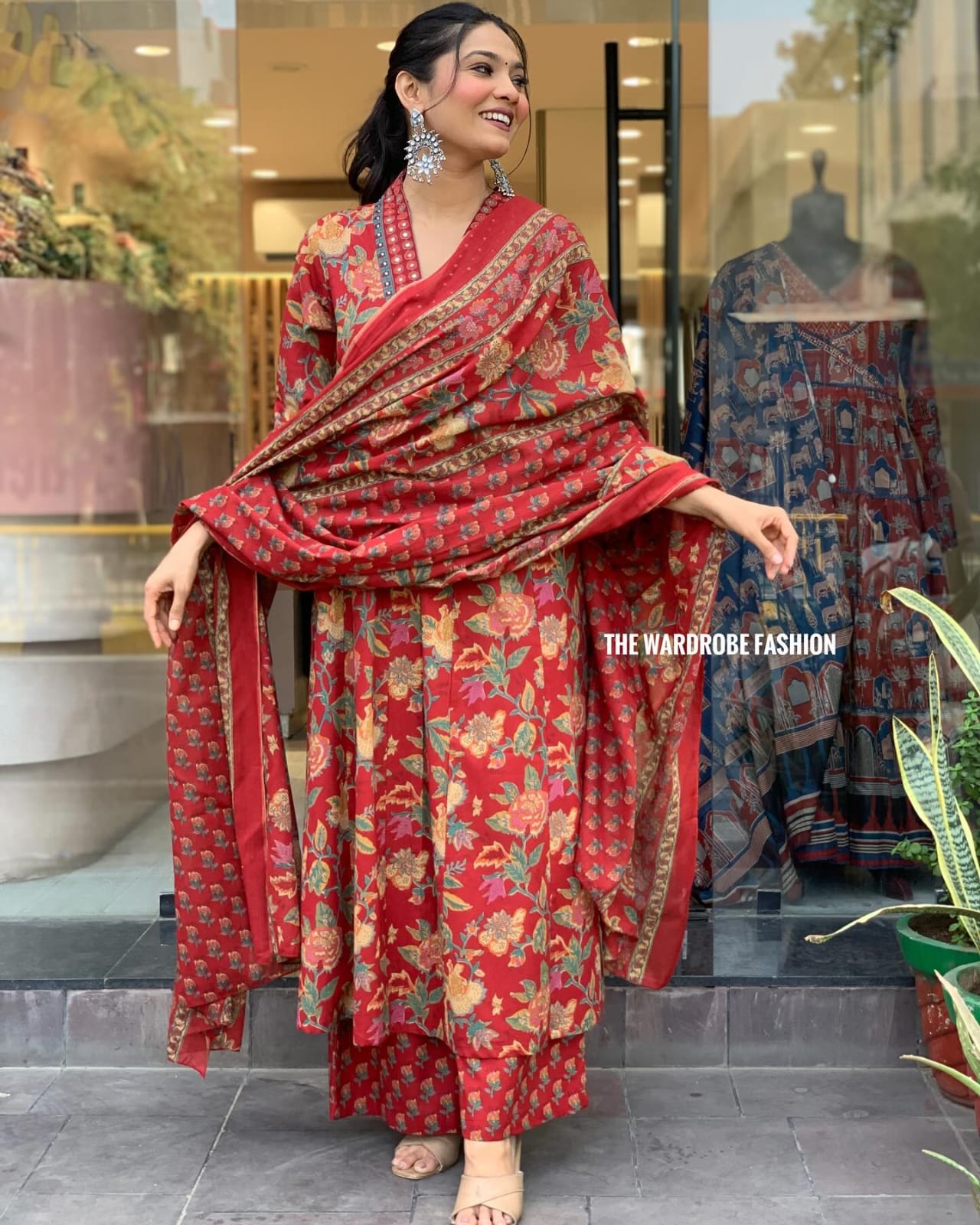 Women's Red Floral Anarkali Kurta Pant And Dupatta Set