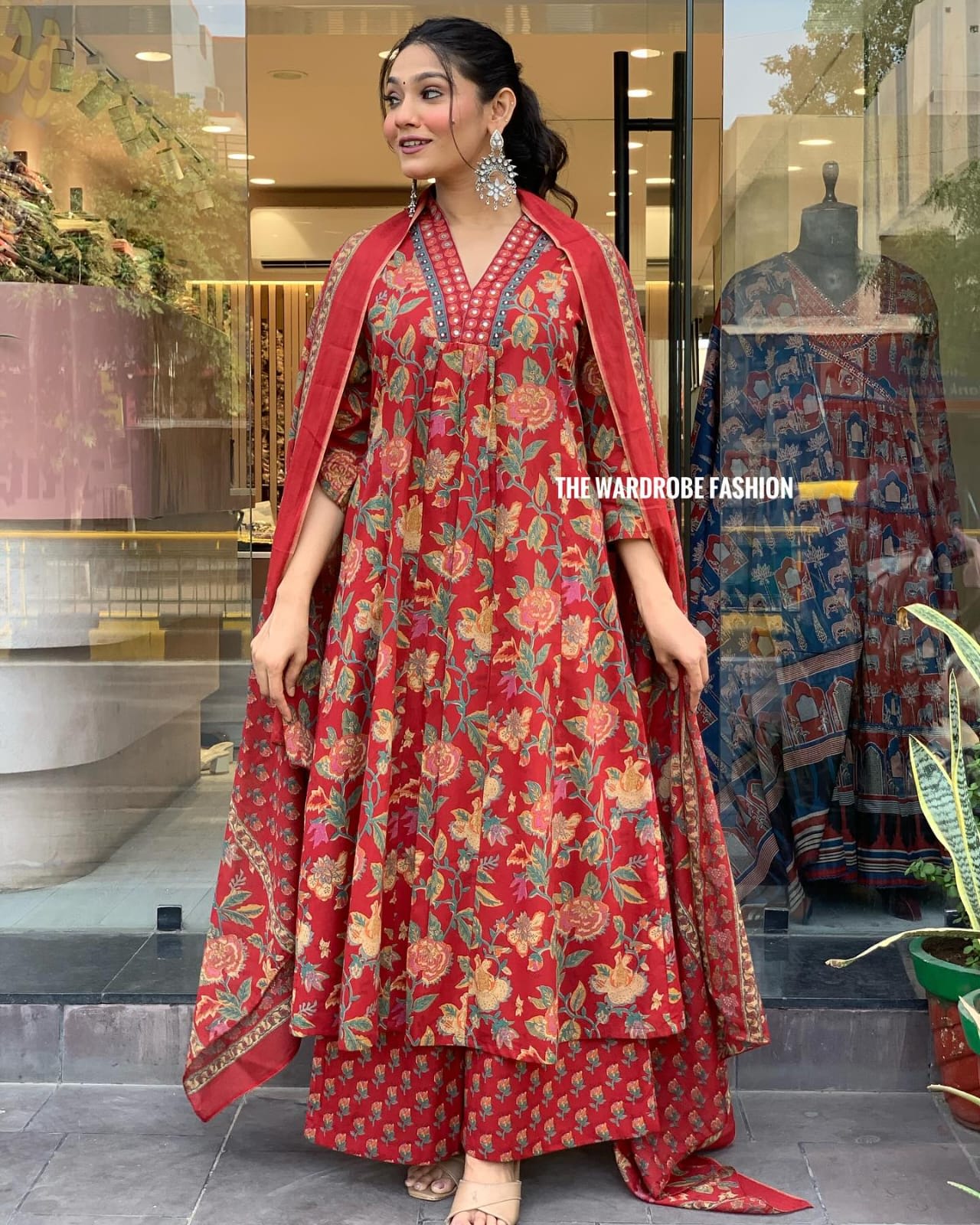 Women's Red Floral Anarkali Kurta Pant And Dupatta Set