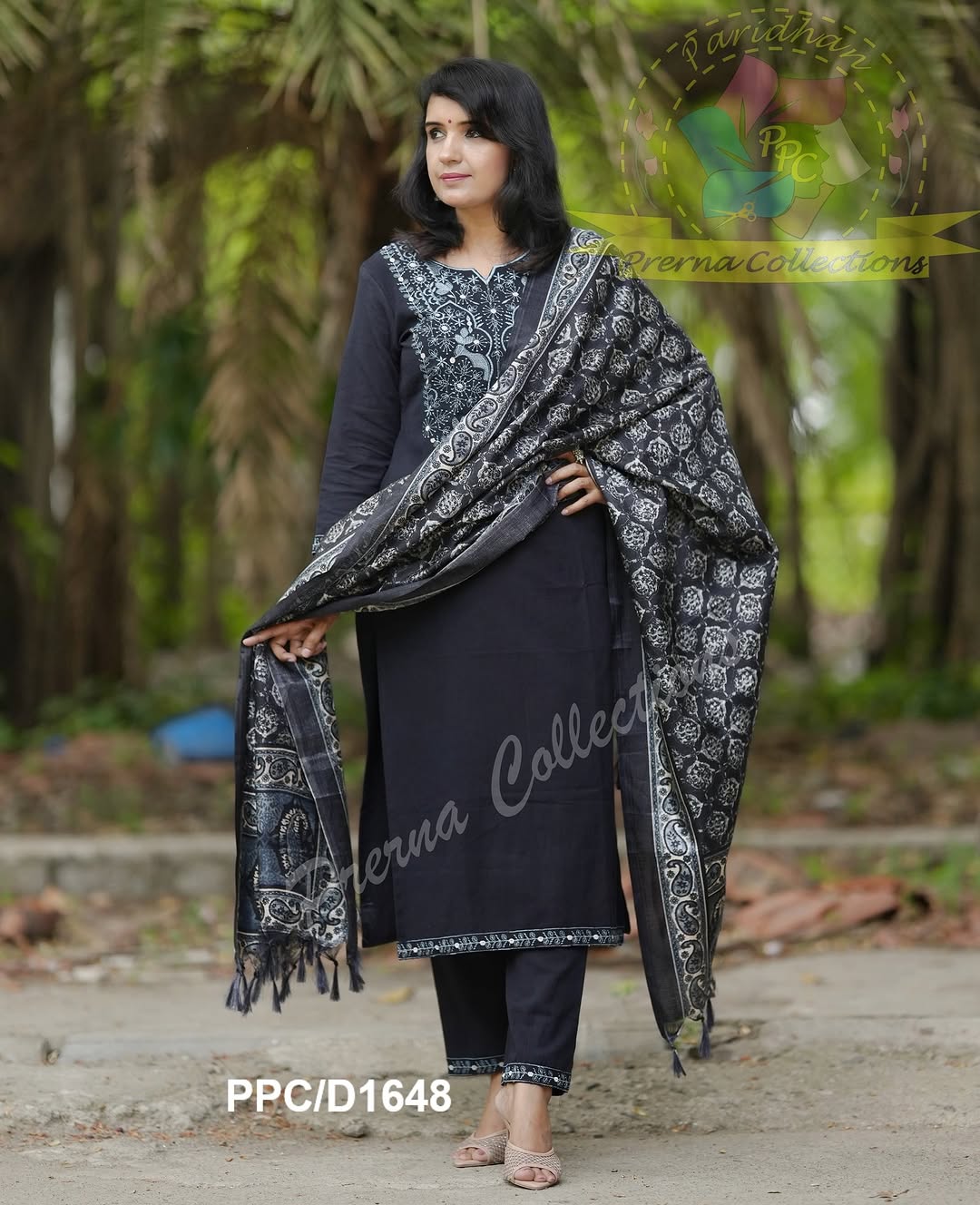 handloom embroidered cotton pants and baatik print Khadi silk dupatta to complete